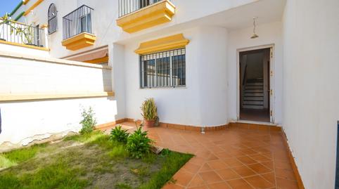 Foto 2 de Casa o chalet en venta en Avenida Avenida Mediterráneo, 12, Rioja, Almería