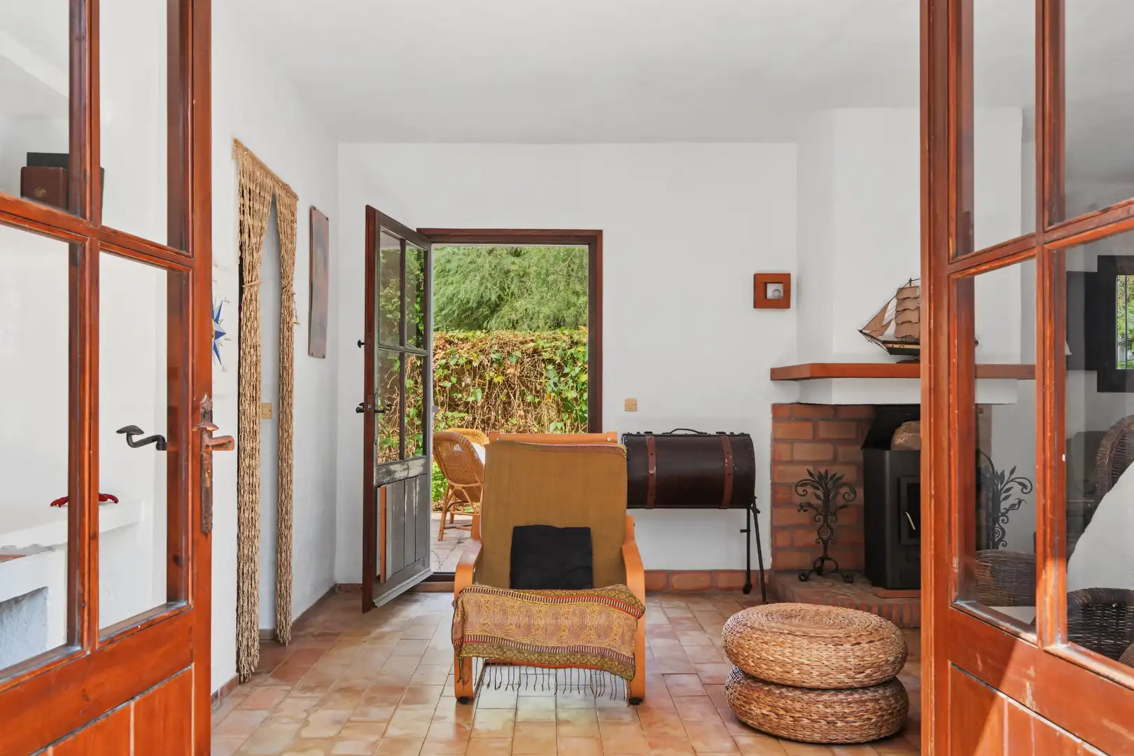 Sala de estar de Casa o chalet en venta en L'Escala con Jardín privado, Terraza y Trastero