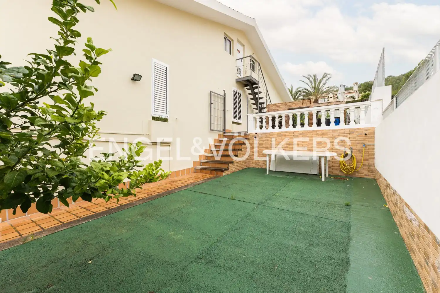 Vista exterior de Finca rústica en venta en Benicasim / Benicàssim con Calefacción, Jardín privado y Terraza