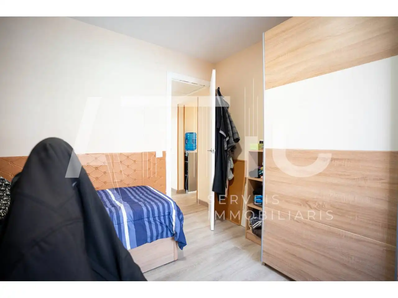 Habitación de Piso en venta en Sabadell con Aire acondicionado, Calefacción y Trastero
