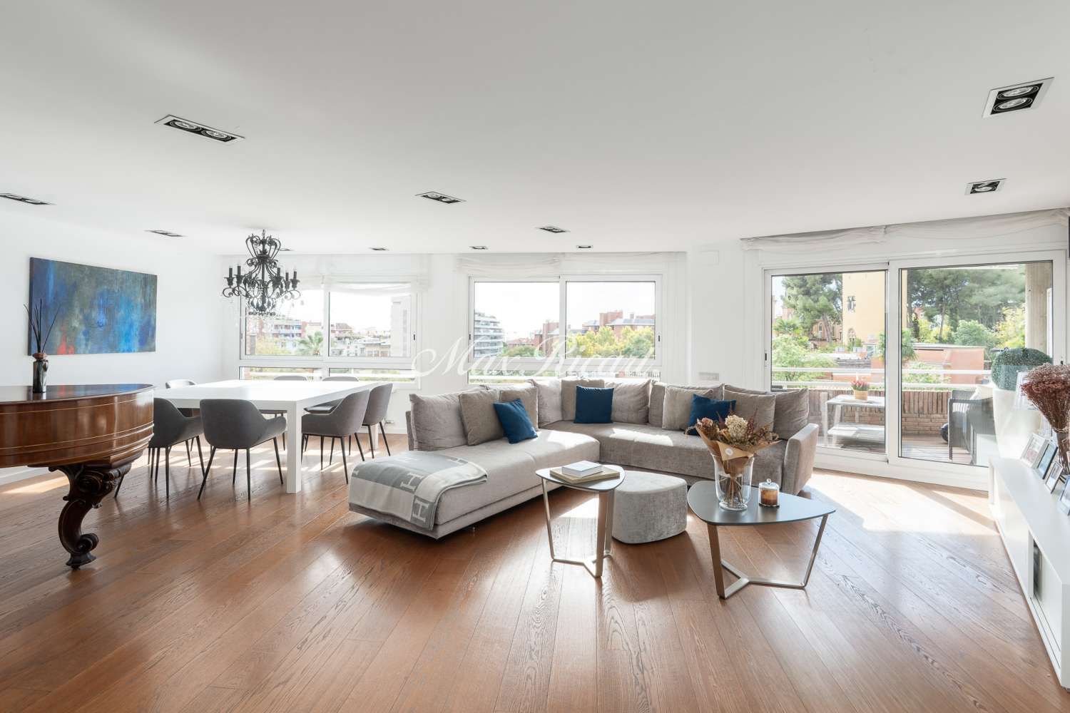 Sala d'estar de Àtic en venda en  Barcelona Capital amb Aire condicionat, Calefacció i Terrassa