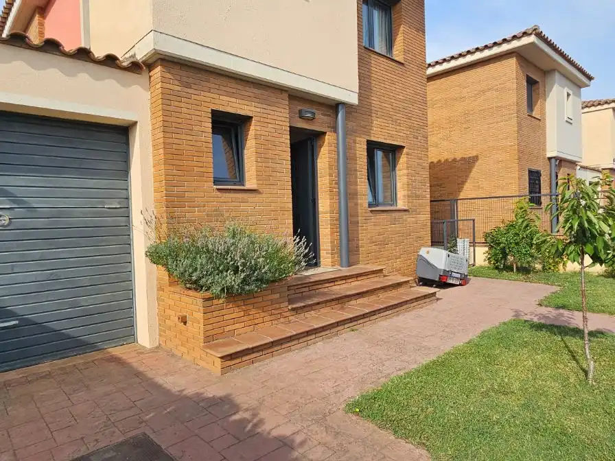 Villa con giardino in vendita a Passatge Sector Mestral 12 B, imagen 40