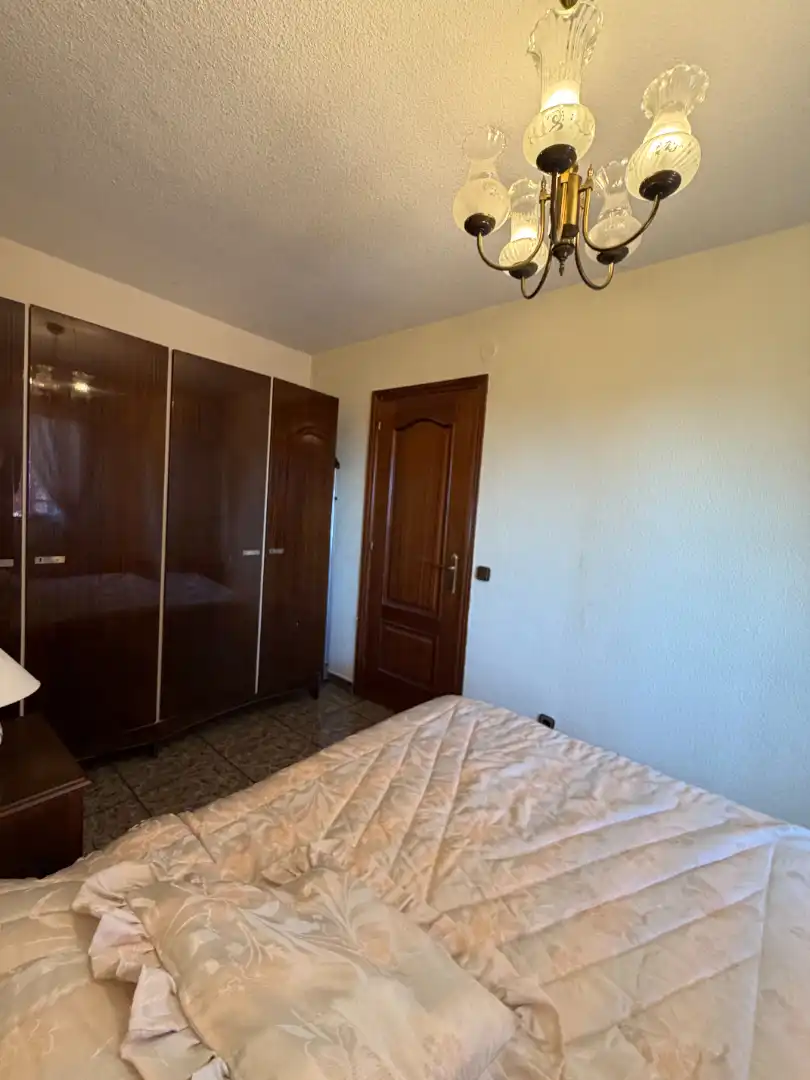 Habitación de Piso en venta en Madrid con Calefacción, Terraza y Amueblado