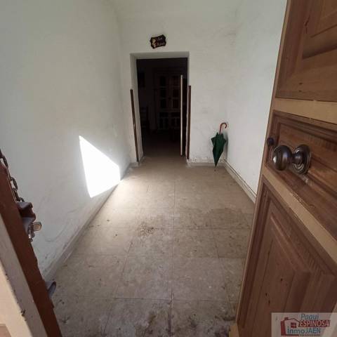 Casa-chalet en Venta en Torredonjimeno