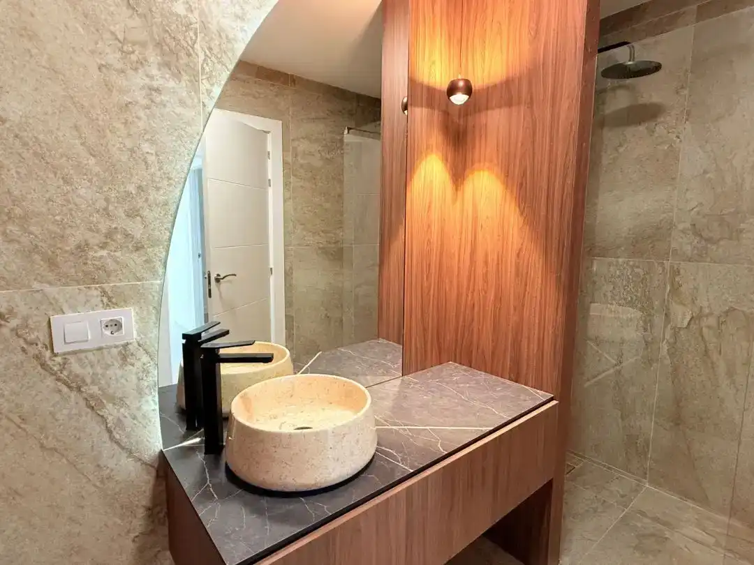 Bany de Casa adosada en venda en Calpe / Calp amb Aire condicionat, Piscina i Balcó