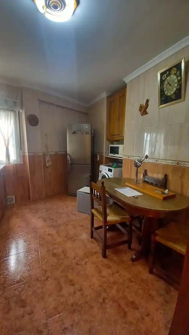 Piso con ascensor en venta en Plaza Constitución, imagen 3