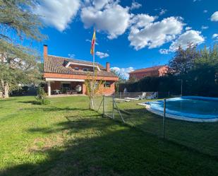 Jardí de Casa o xalet de lloguer en Boadilla del Monte amb Aire condicionat, Calefacció i Jardí privat