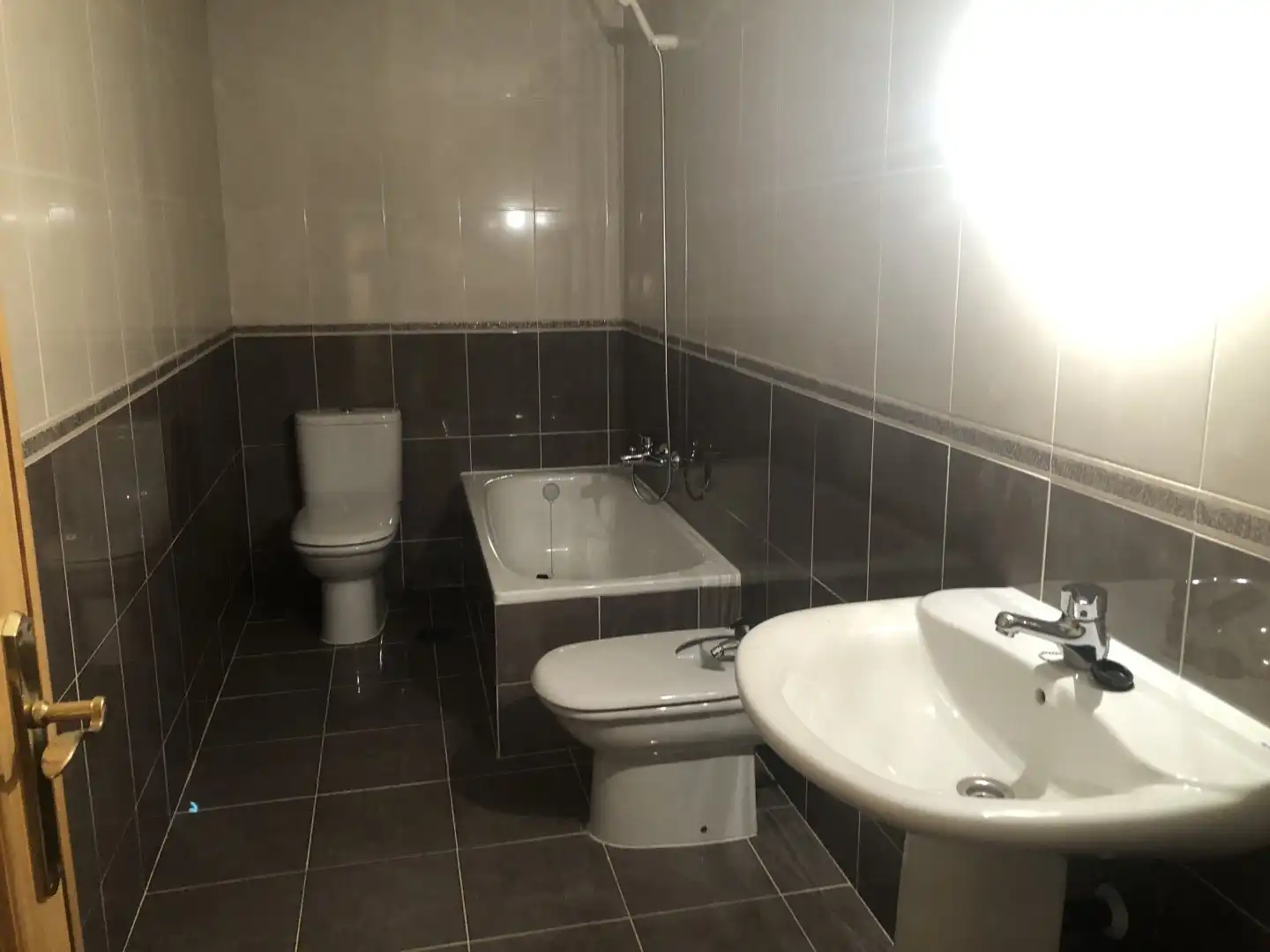 Baño de Casa adosada en venta en La Lastrilla  con Calefacción, Jardín privado y Terraza