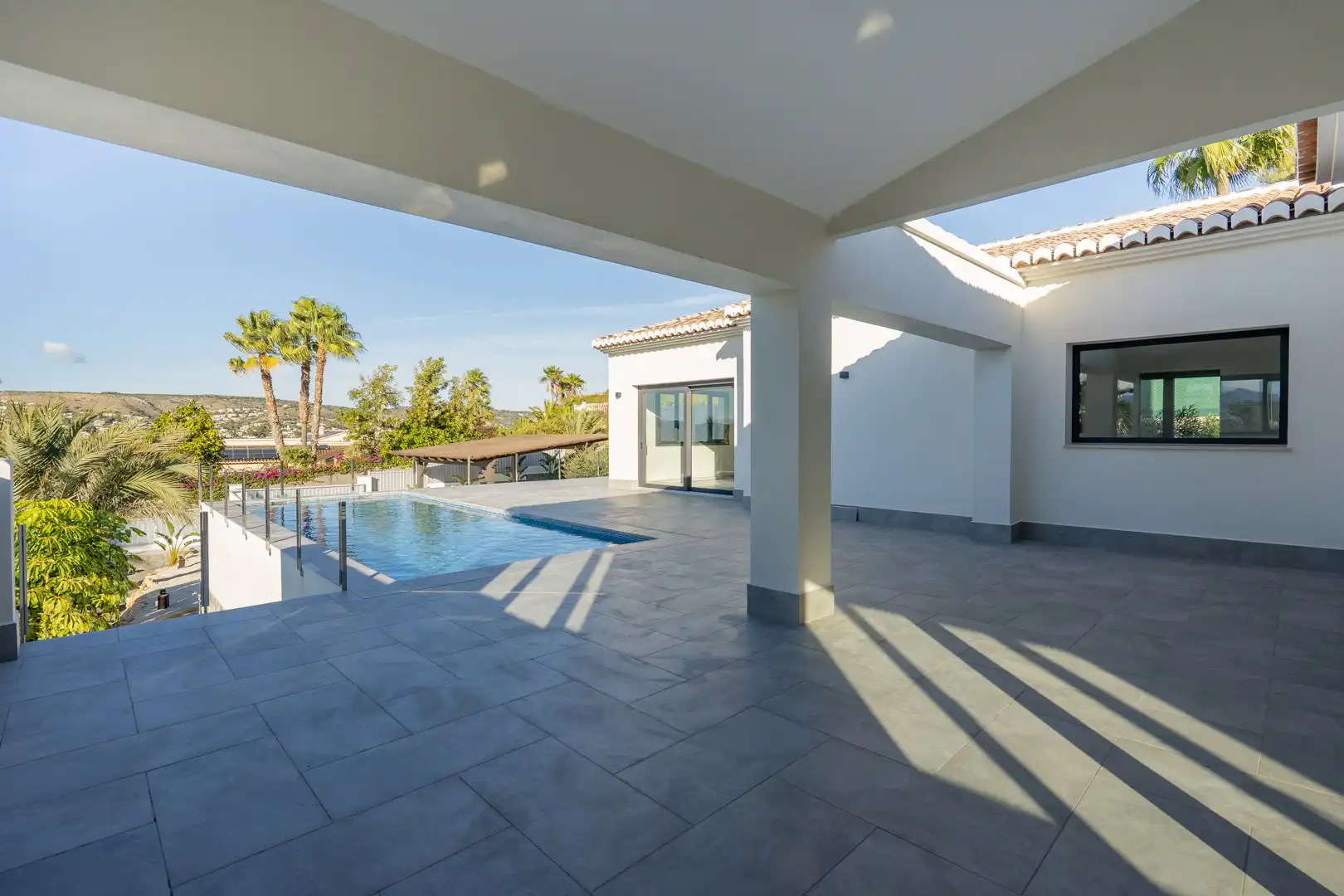 Vista exterior de Casa o xalet en venda en Jávea / Xàbia amb Aire condicionat, Calefacció i Jardí privat