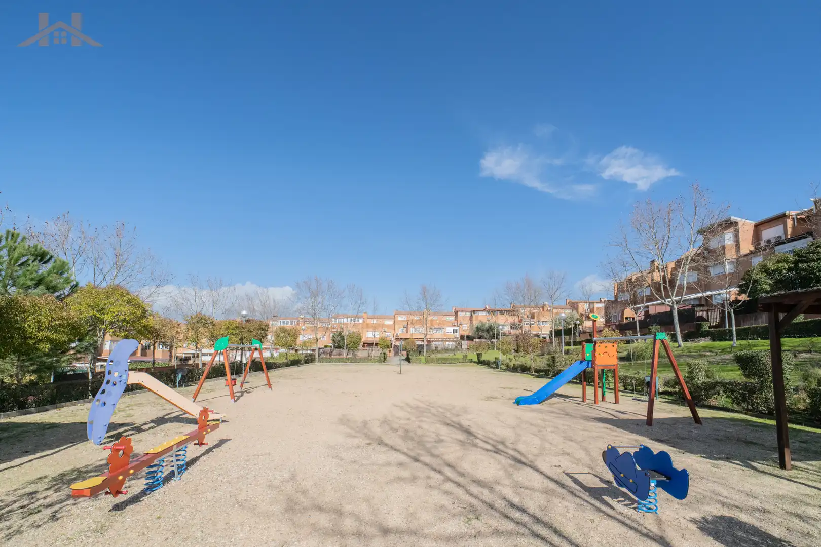 Exterior view of Detached homes for sale in Móstoles  with Air Conditioner, Heating and Private garden