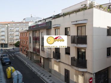 Pis amb ascensor en venda a Rollo - Puente Ladrillo