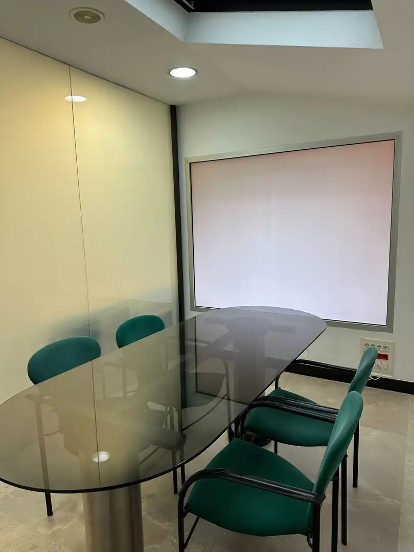 Büro zur Miete in Santa Cruz de Bezana