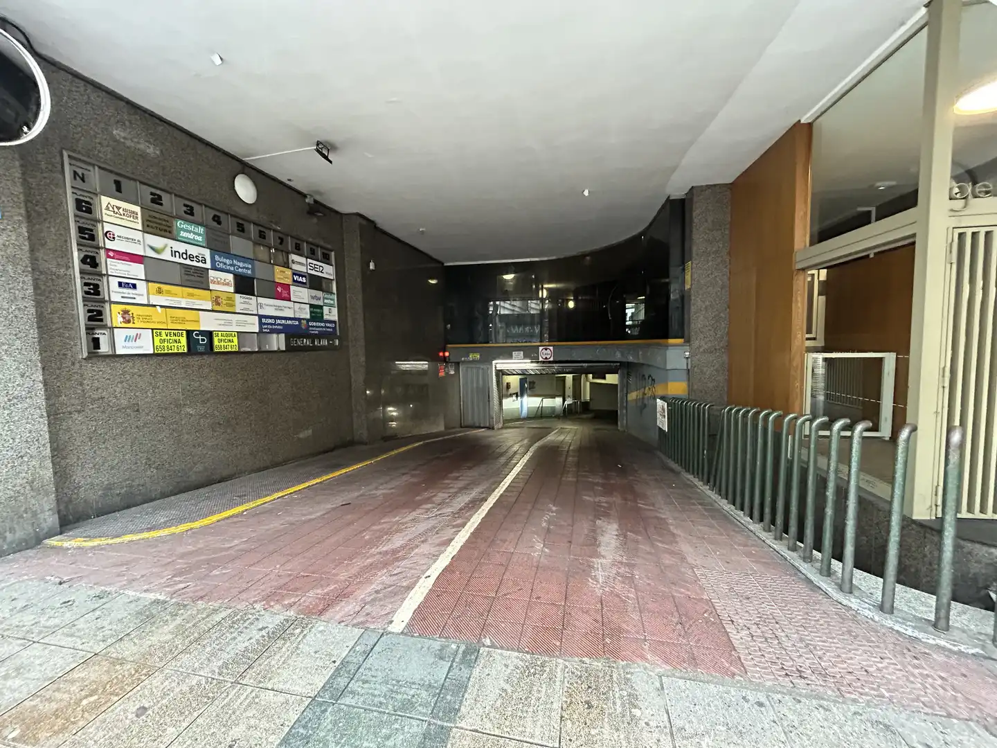 Büro zum Verkauf in General Alava Kalea, 10, Ensanche
