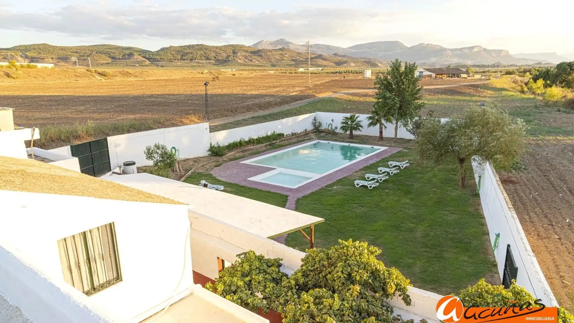 Jardí de Finca rústica en venda en Antequera amb Jardí privat, Terrassa i Piscina