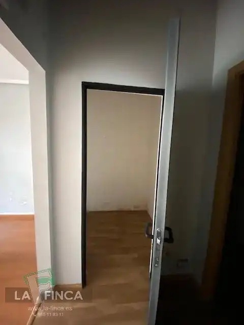 Schlafzimmer von Geschaftsraum zum Verkauf in Oviedo 