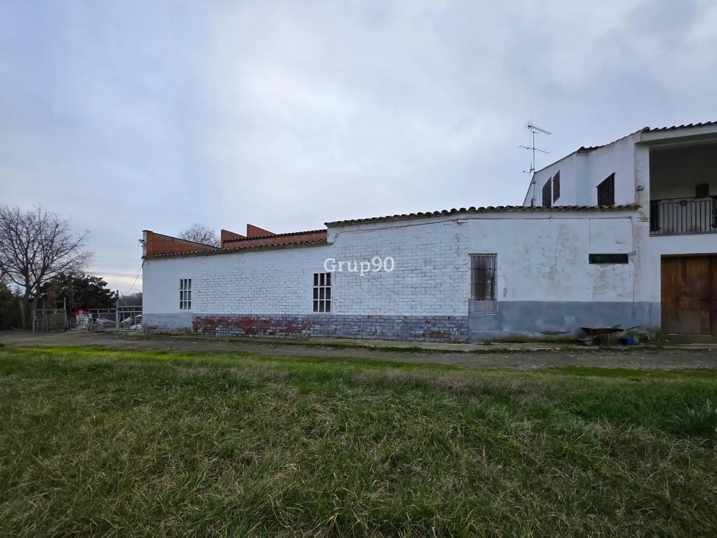 Vista exterior de Casa o xalet en venda en Lleida amb Balcó