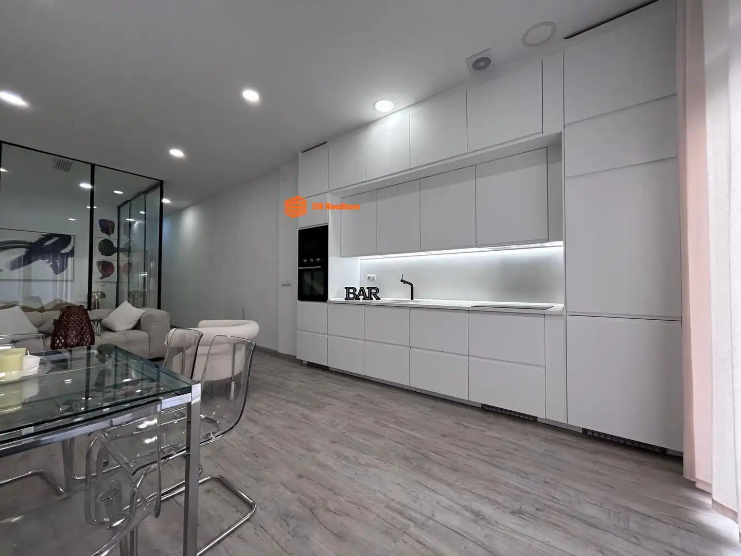 Ground floor with lift for sale in Calle ARTISTAS, imagen 22