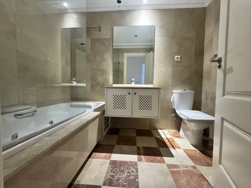 Piso en venta en Avenida Puerto Sotogrande (Ps), Puerto de Sotogrande - La Marina