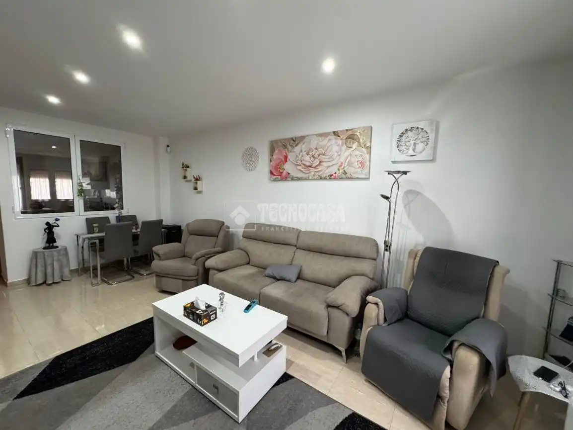 Wohnzimmer von Wohnung zum Verkauf in Villafranca de los Barros mit Klimaanlage, Heizung und Terrasse