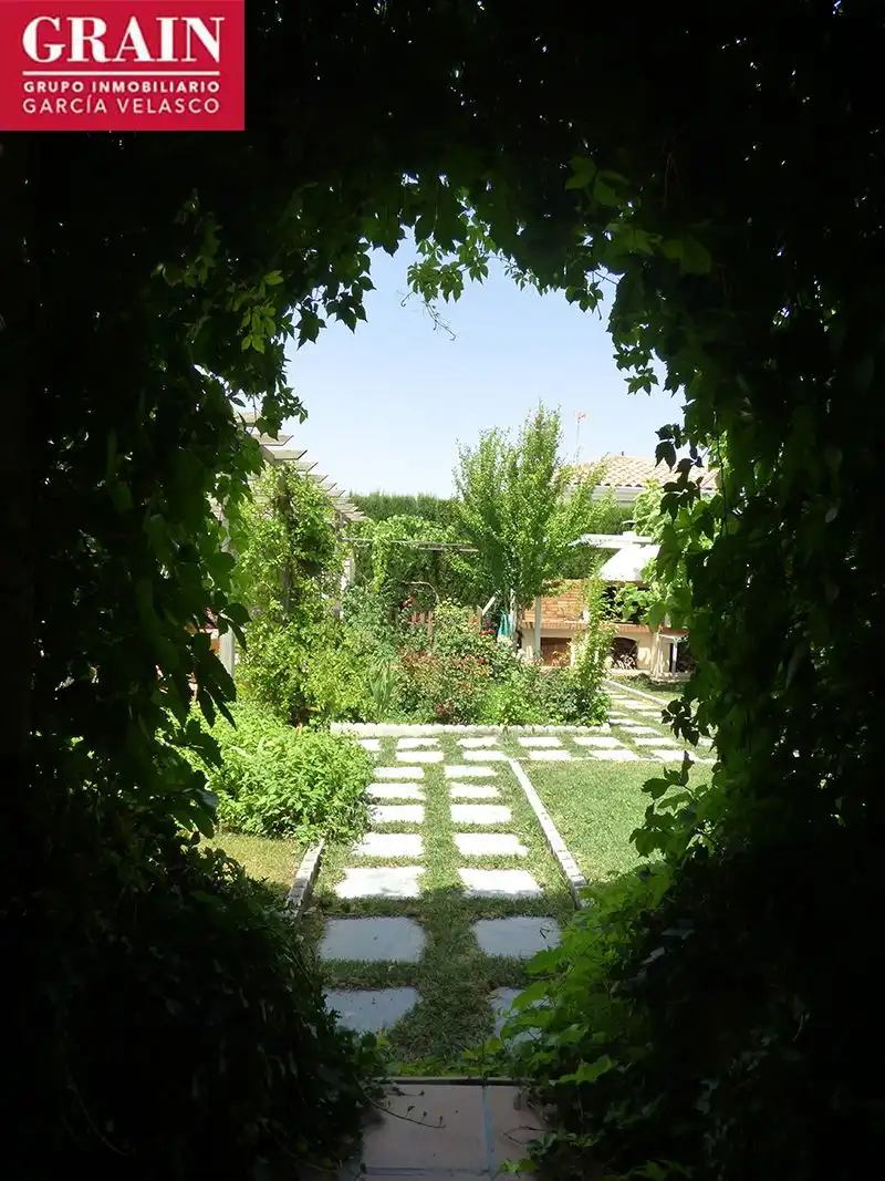 Jardín de Casa o chalet en venta en Albacete con Aire acondicionado, Calefacción y Jardín privado
