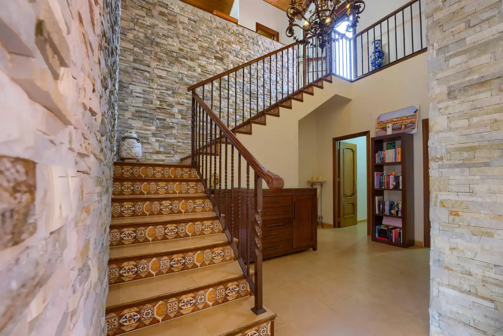 Houses for sale in Montequinto  with Air Conditioner, Heating and Private garden