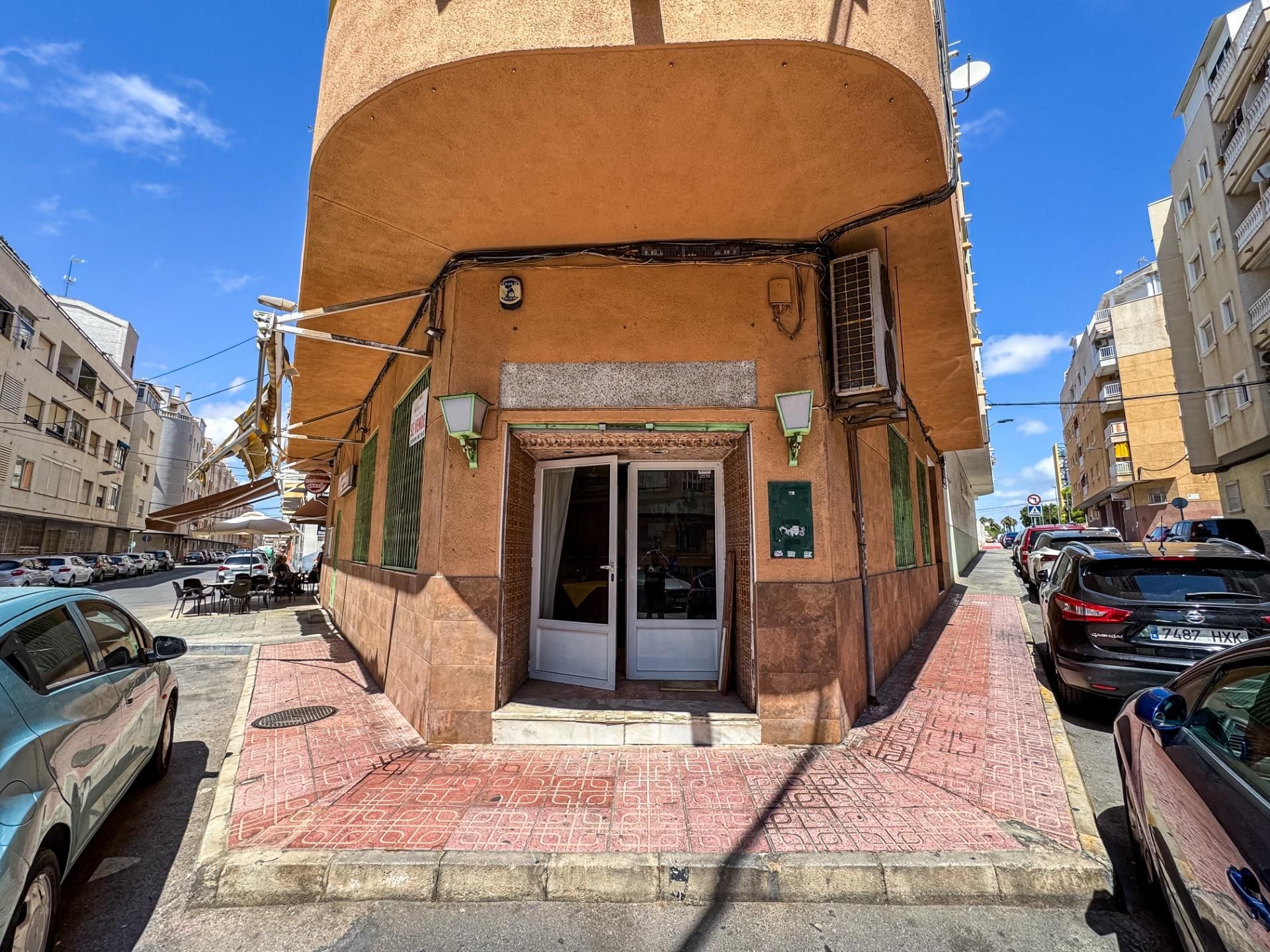 Exterior view of Premises for sale in Torrevieja  with Air Conditioner, Terrace and Furnished