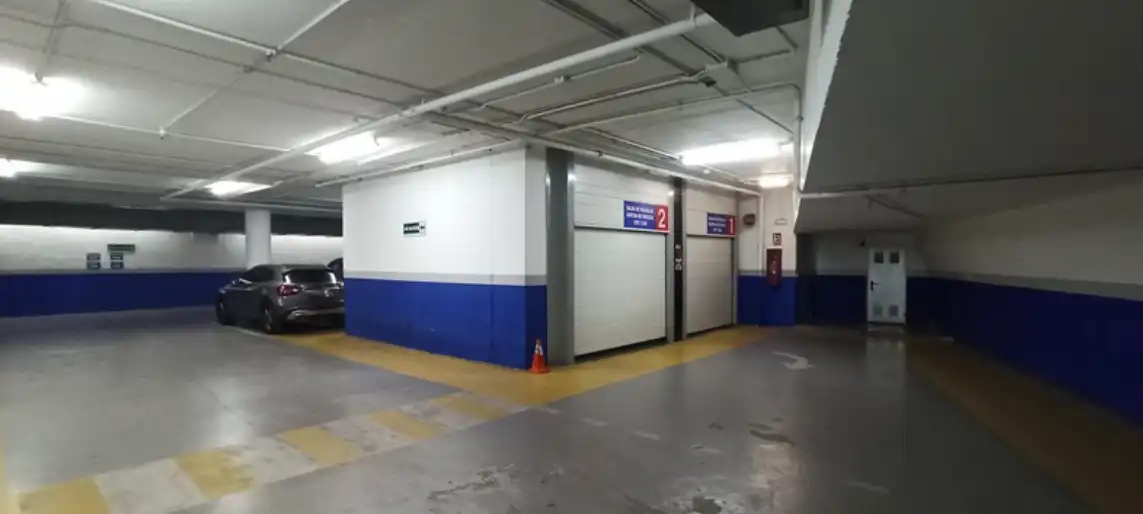 Parkplatz von Garage zum Verkauf in Barcelona