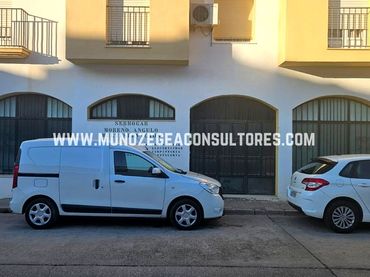 Business premises to rent in El Carpio