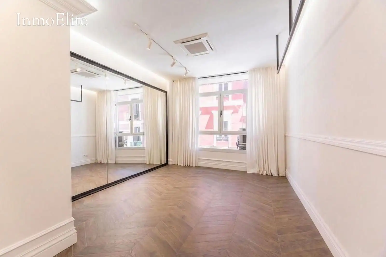 Flat with lift for sale in Santa Teresa