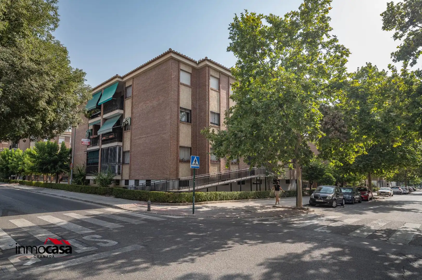 Vista exterior de Piso en venta en Granada con Aire acondicionado, Calefacción y Terraza