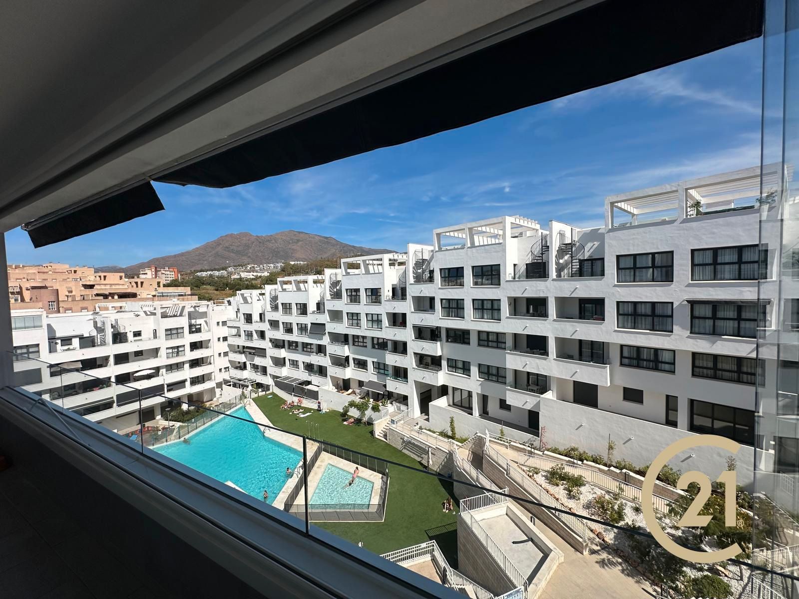 Exterior view of Apartment for sale in Estepona  with Air Conditioner, Heating and Terrace