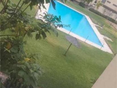 Piscina de Pis de lloguer en Badajoz Capital amb Terrassa i Balcó