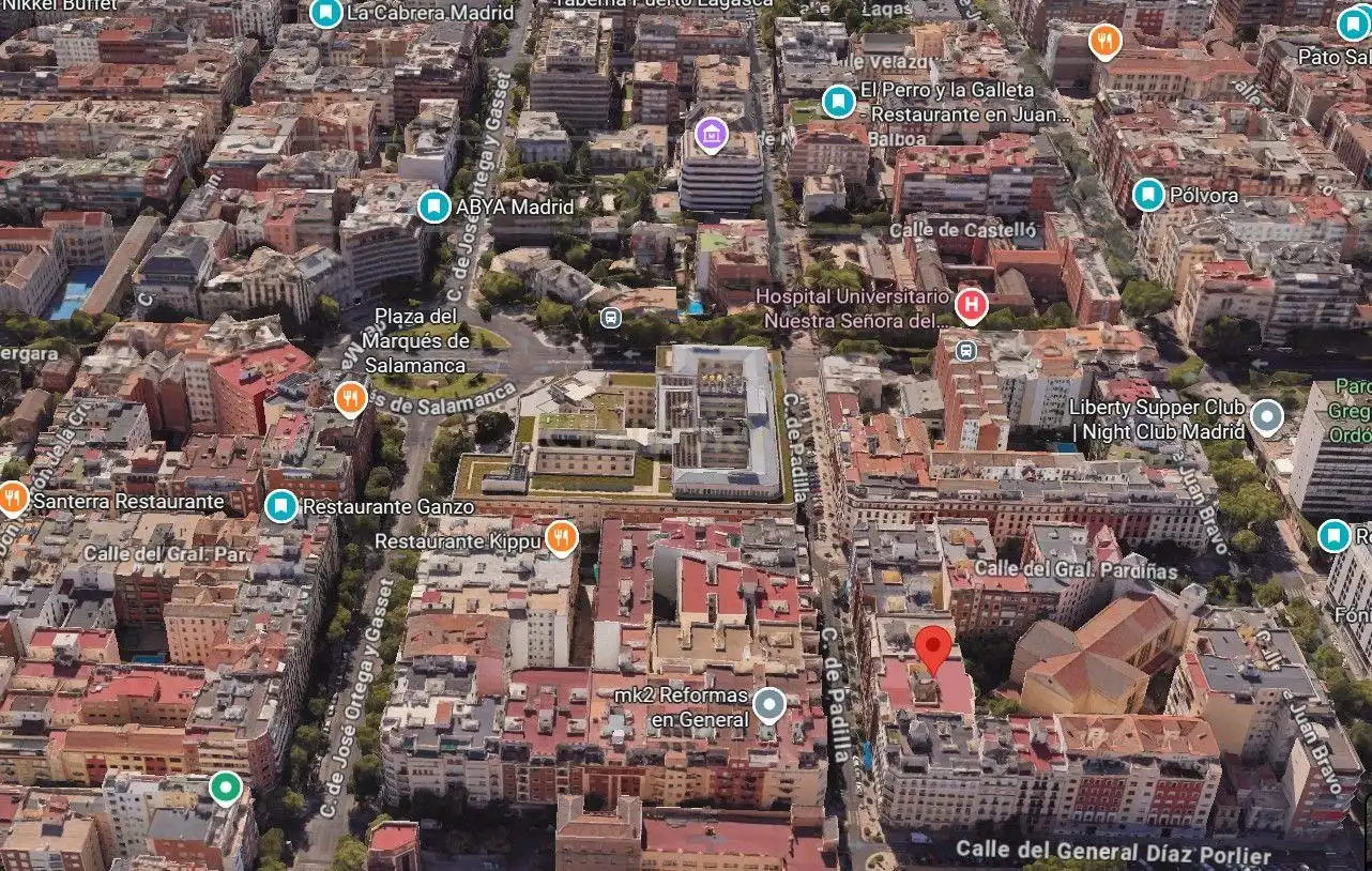 Außenansicht von Wohnungen zum Verkauf in Madrid mit Klimaanlage, Abstellraum und Ofen