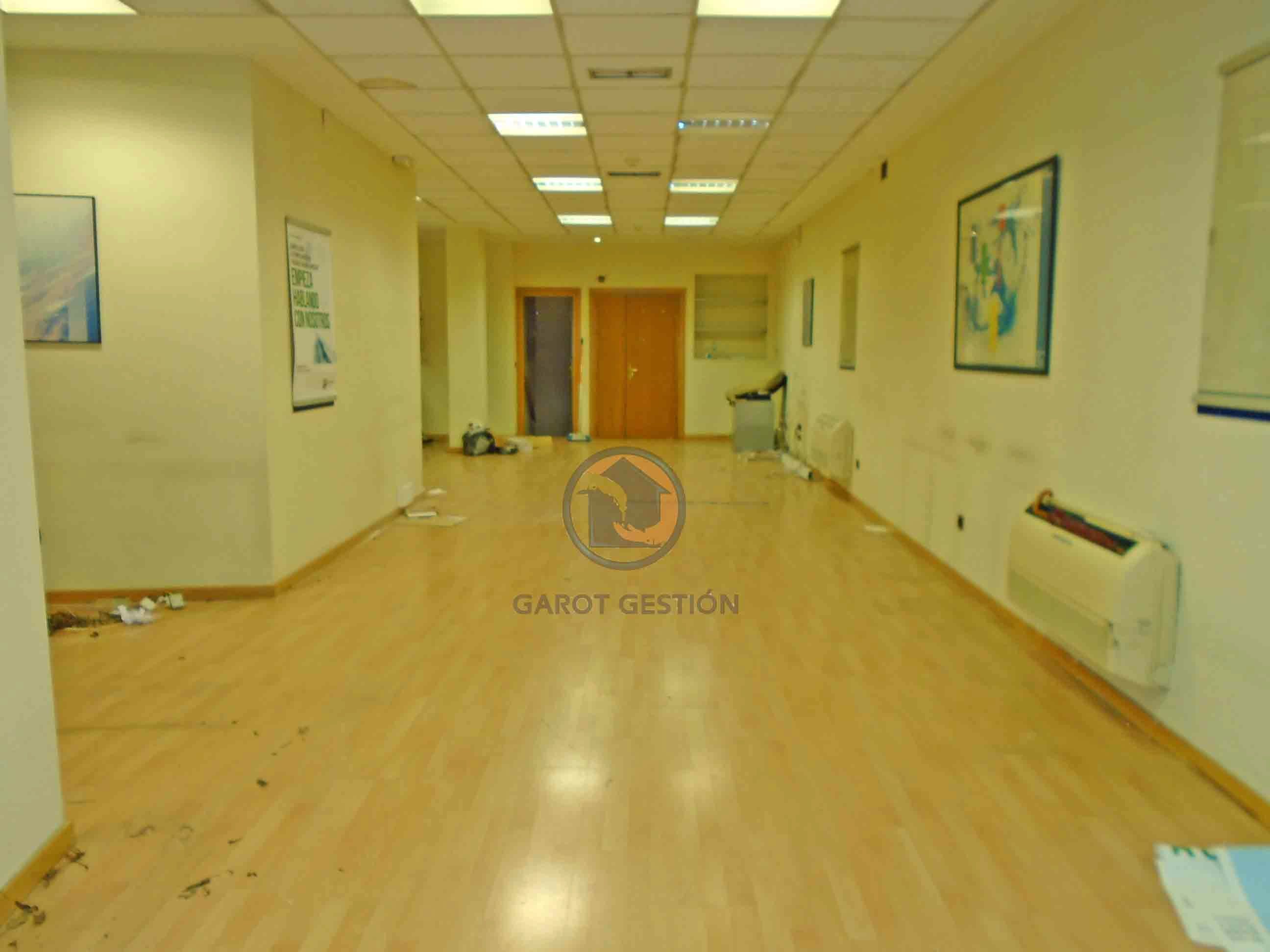 Premises to rent in San Sebastián de los Reyes  with Air Conditioner