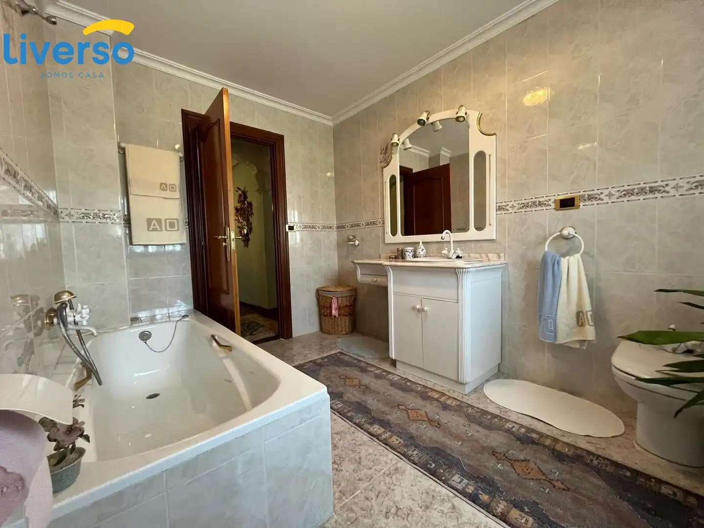 Bathroom of Houses for sale in Los Balbases   with Heating, Private garden and Terrace