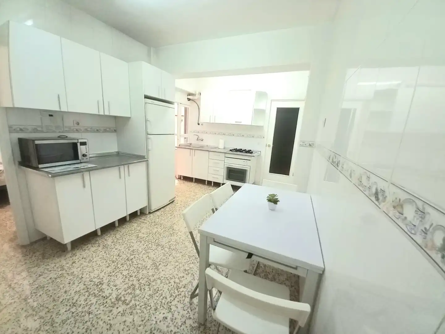 Küche von Wohnungen zur Miete in Murcia mit Möbliert, Waschmaschine und Balkon