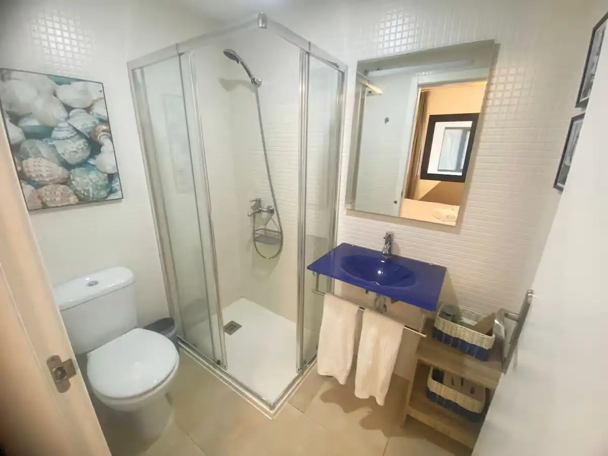 Badezimmer von Wohnungen zum Verkauf in La Oliva