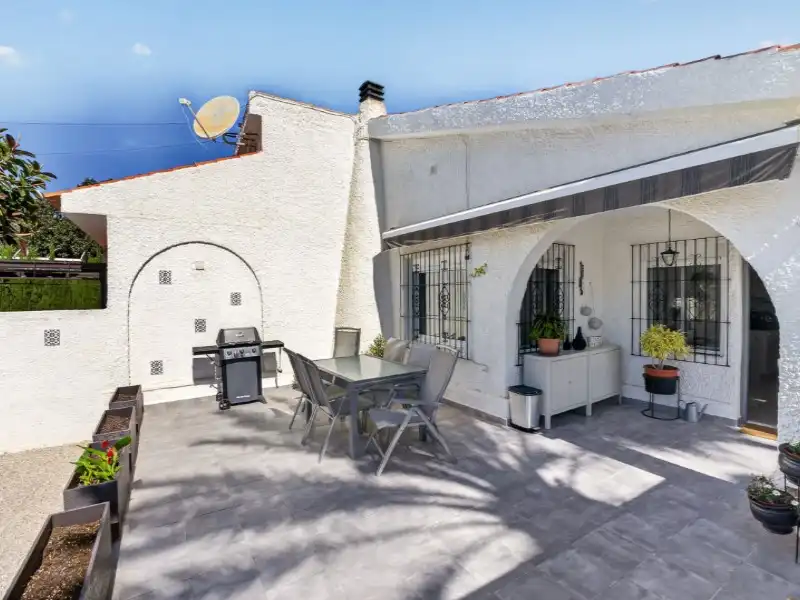 Casa aparellada amb jardí en venda a Nueva Torrevieja - Aguas Nuevas, imagen 6