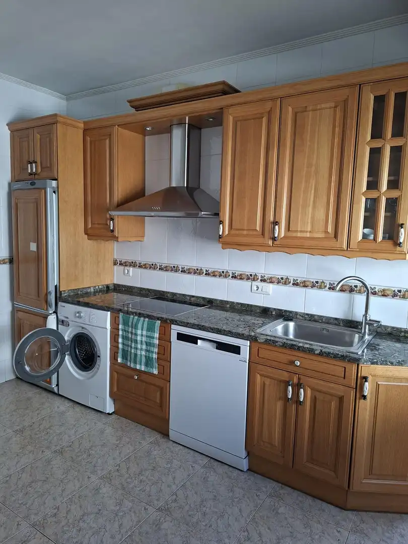 Kitchen of Flat for sale in Vitoria - Gasteiz  with Heating, Parquet flooring and Terrace