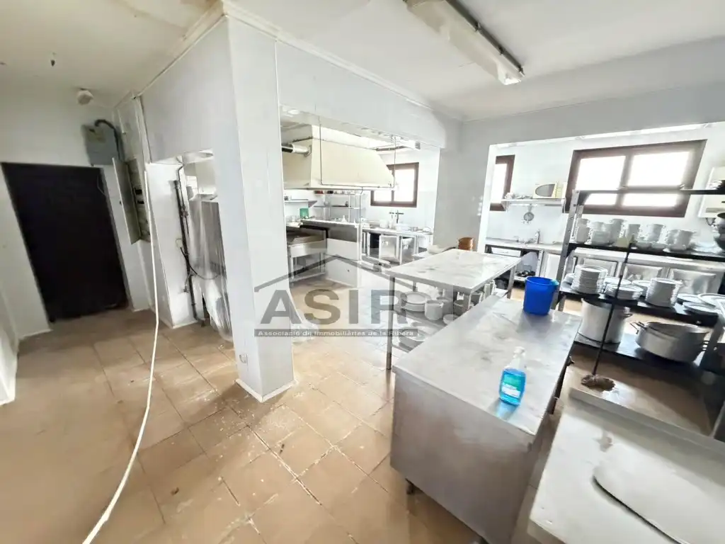 Cocina de Local en venta en Dénia