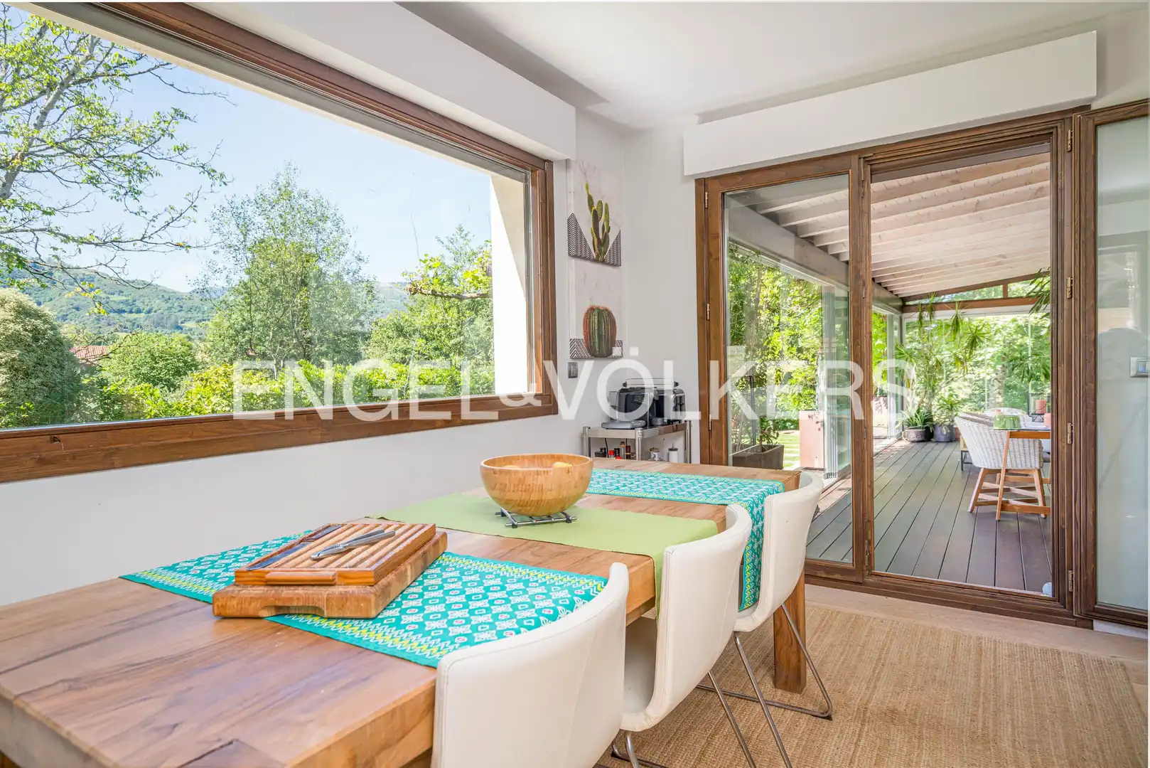 Terraza de Casa o chalet en venta en Nava con Calefacción, Jardín privado y Parquet