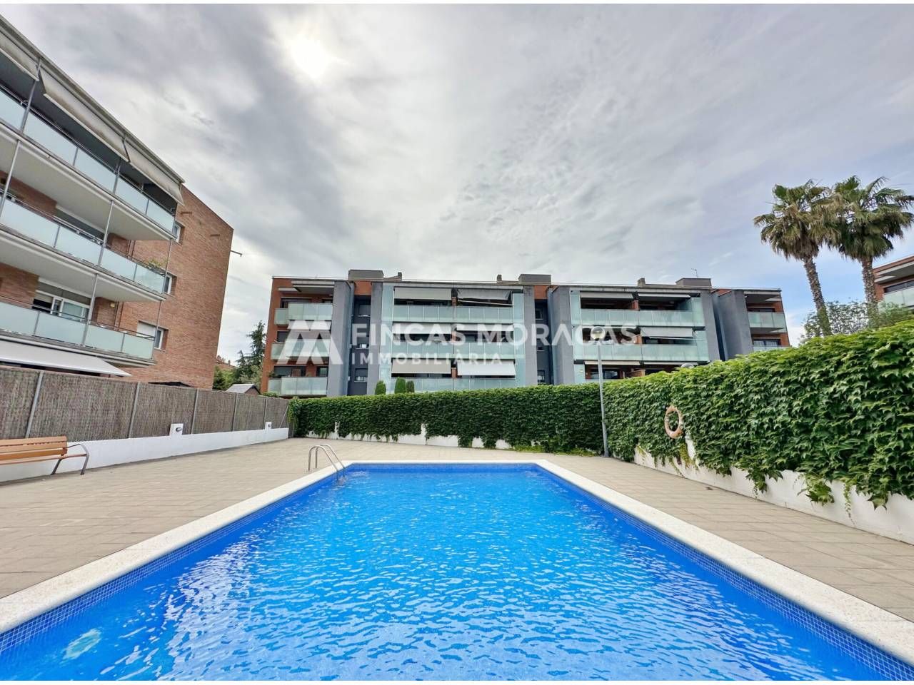 Swimming pool of Flat to rent in Sant Cugat del Vallès  with Heating, Parquet flooring and Terrace