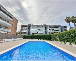 Swimming pool of Flat to rent in Sant Cugat del Vallès  with Heating, Parquet flooring and Terrace