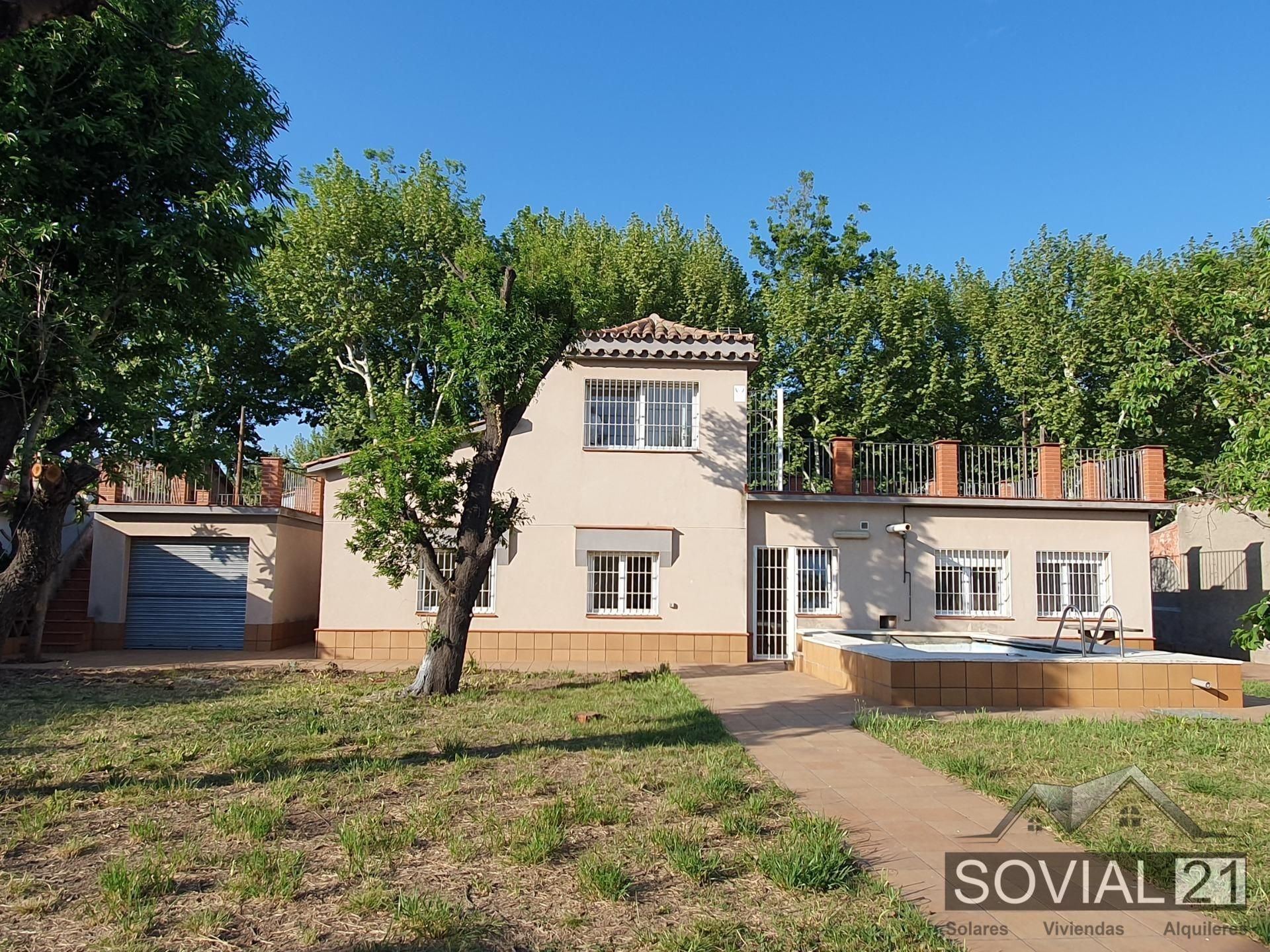 Vista exterior de Casa o chalet en venta en Sant Cugat del Vallès con Calefacción, Jardín privado y Terraza