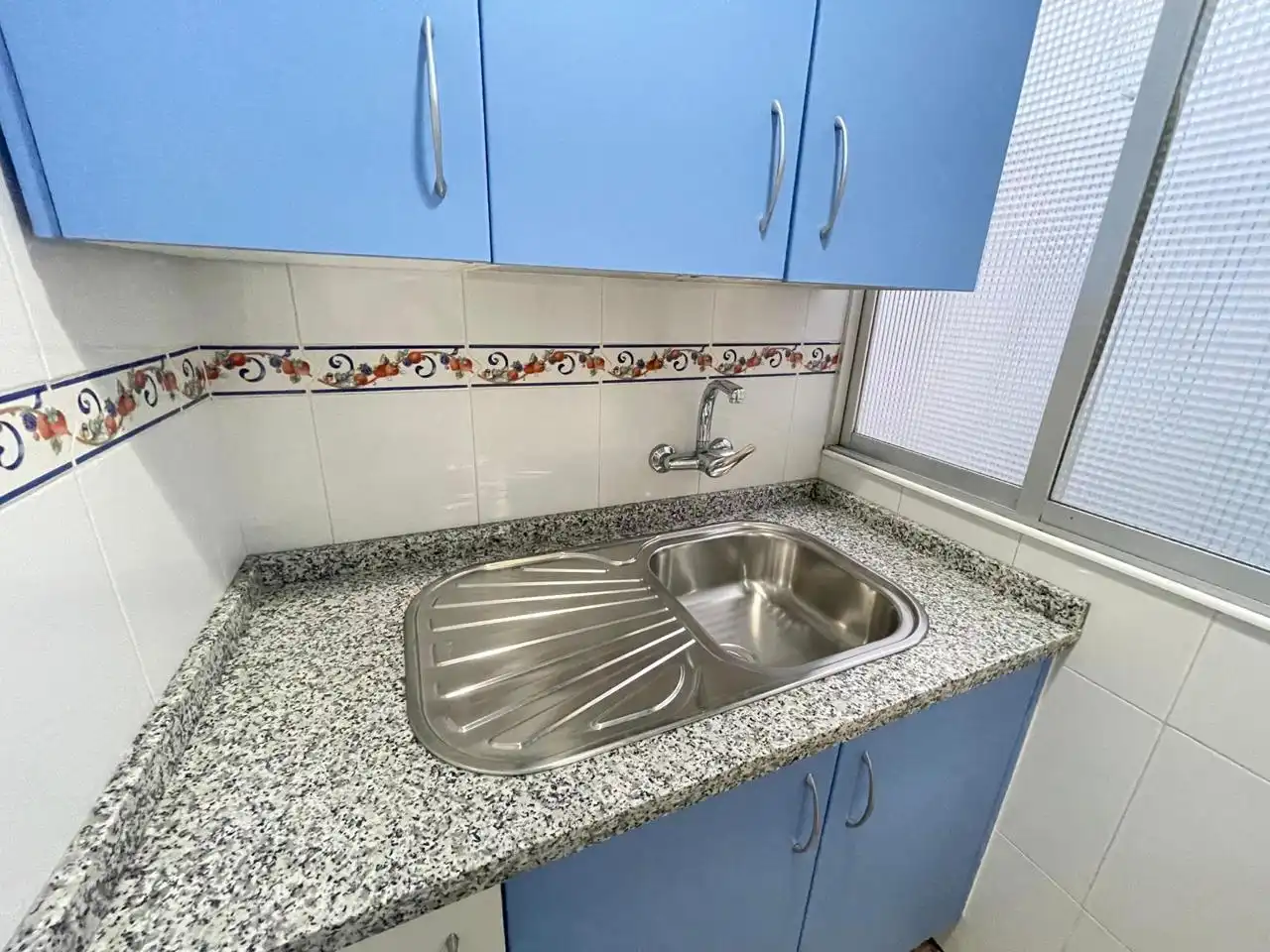 Cocina de Piso de alquiler en Sevilla con Aire acondicionado, Amueblado y Balcón