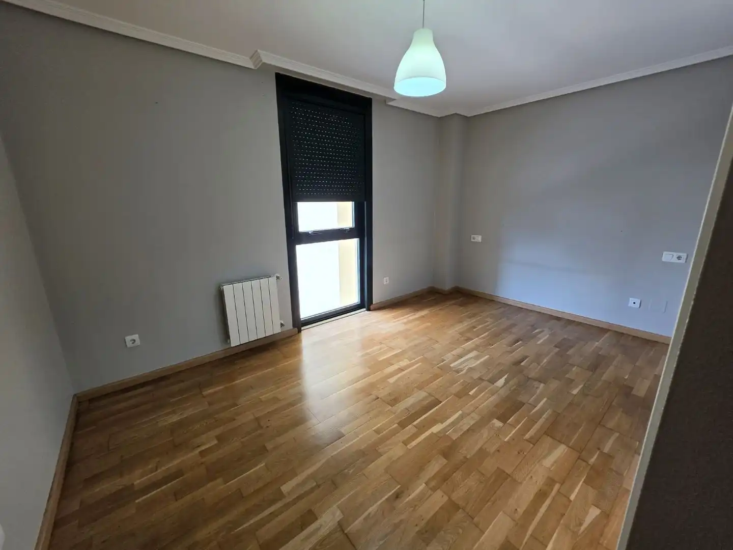 Habitación de Piso de alquiler en A Coruña Capital  con Calefacción