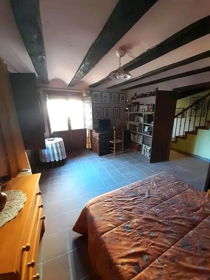 Habitación de Casa o chalet en venta en Rubielos de Mora con Terraza y Amueblado