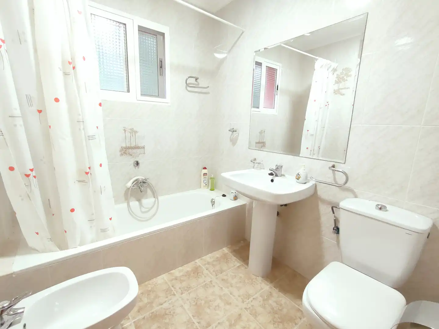 Baño de Casa o chalet en venta en Chiva con Jardín privado, Terraza y Trastero