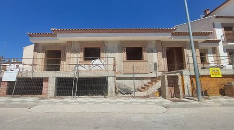 SE VENDE CASA, A MEDIO CONSTRUIR, EN EL SECTOR 3, POR 300.000€ NEGOCIABLES!!