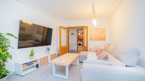 Foto 2 de Pis en venda a Calle Abejaruco, Zona industrial, Madrid